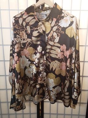 Molly Bracken Black Shirt with Gold and Blush Floral Print